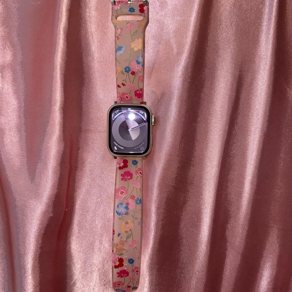 Apple Watch Series 7 aluminum